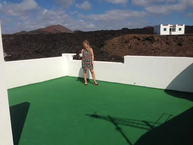 Volcano View * إل جولفو