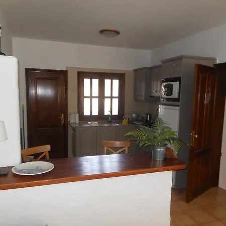 아파트 Volcano View *